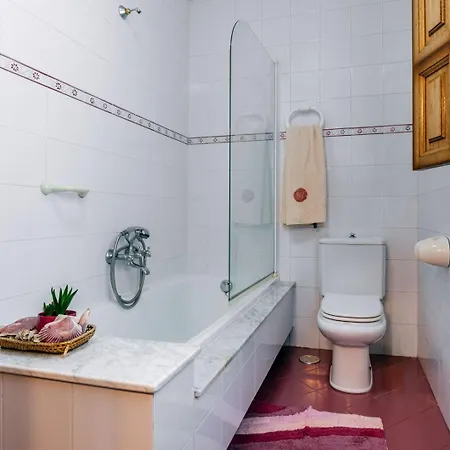 Semesterbostad Casa Montanesa El Astillero