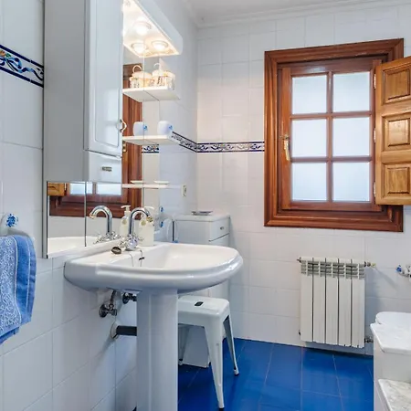 Casa Montanesa Semesterbostad El Astillero